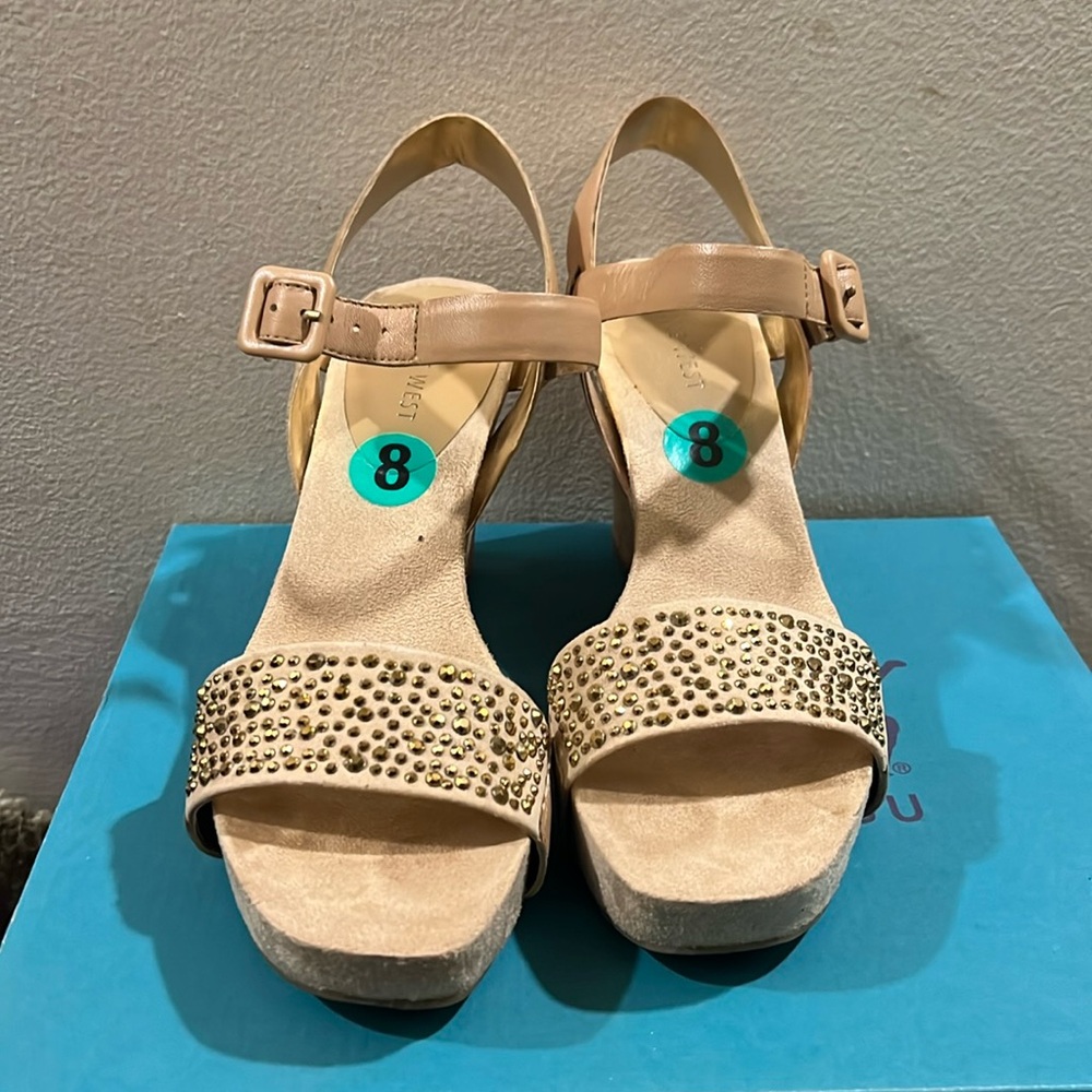 Nine West Size 8 Wedge Heel